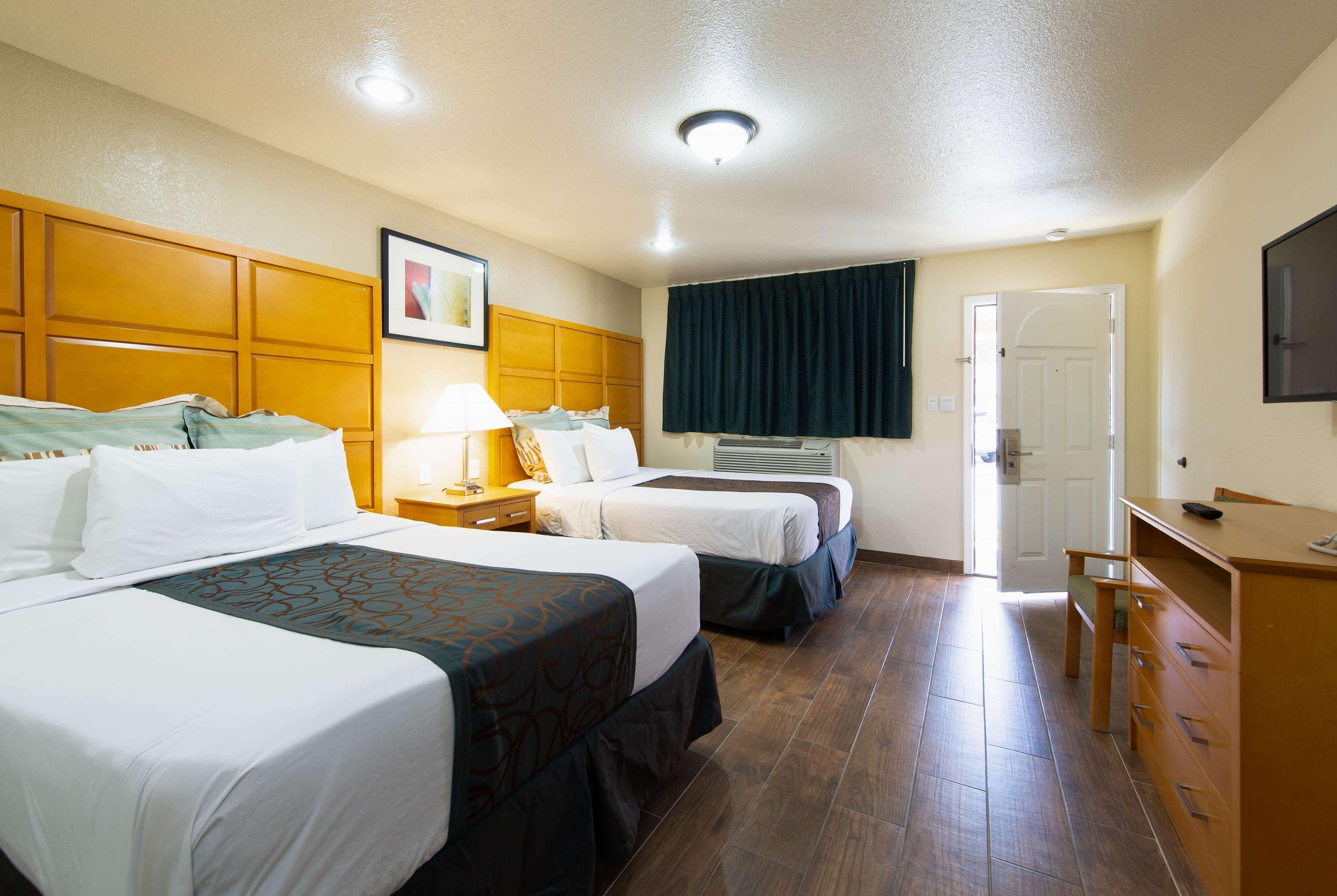 Hotel Yosemite Parkway Merced Esterno foto
