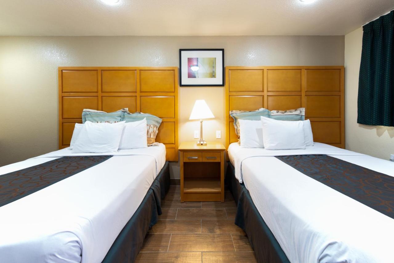 Hotel Yosemite Parkway Merced Esterno foto